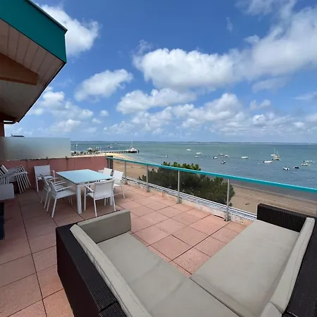 Elegant Duplex En Bord De A