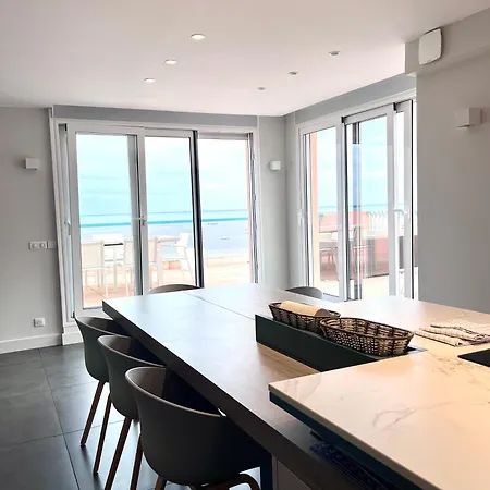 شقة Elegant Duplex En Bord De A آركاشو