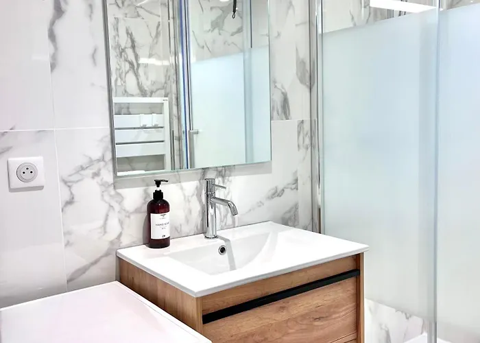 Elegant Duplex En Bord De A Apartment *